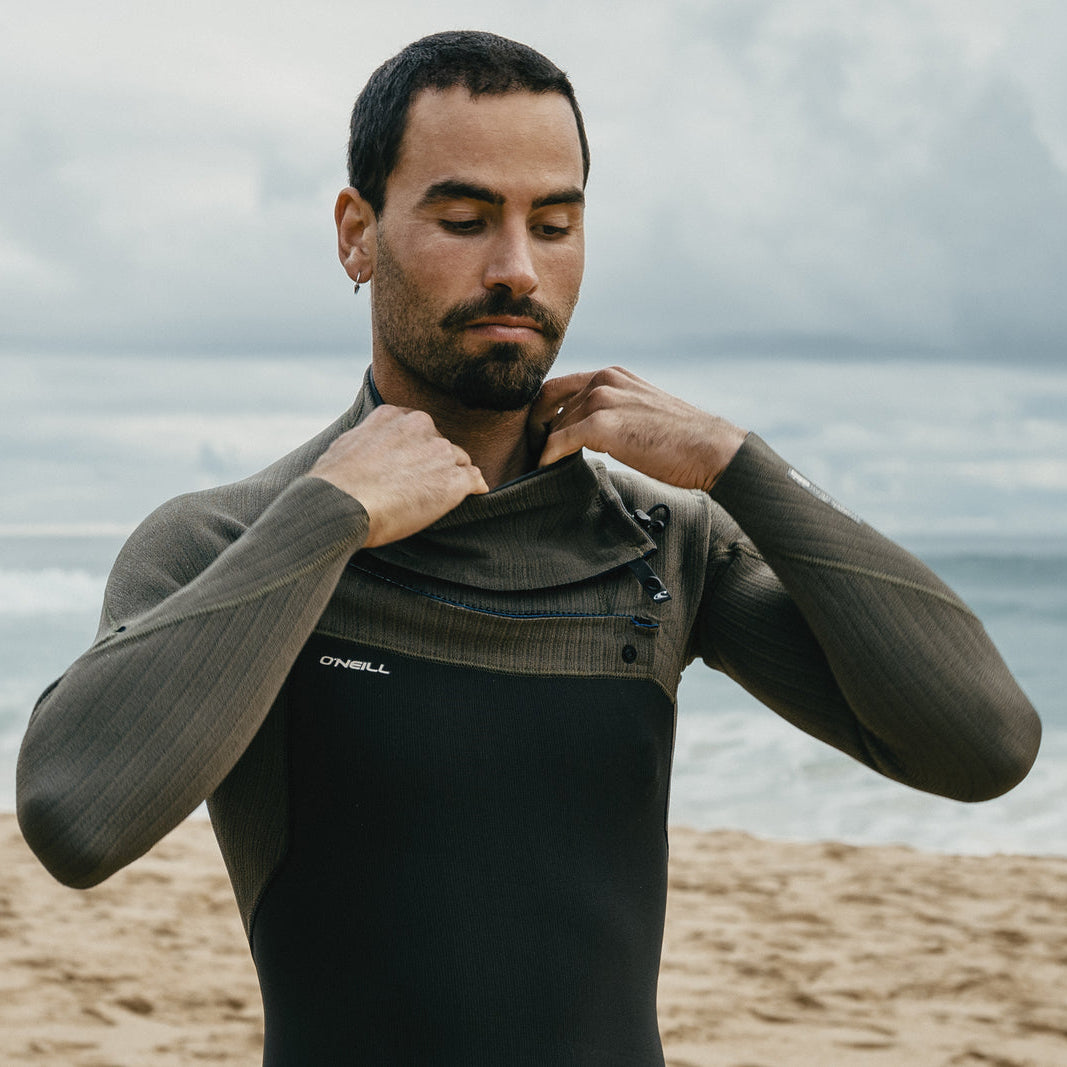 O'Neill Hyperfreak 4/3+mm Chest Zip Wetsuit 2026 - Raven/Army