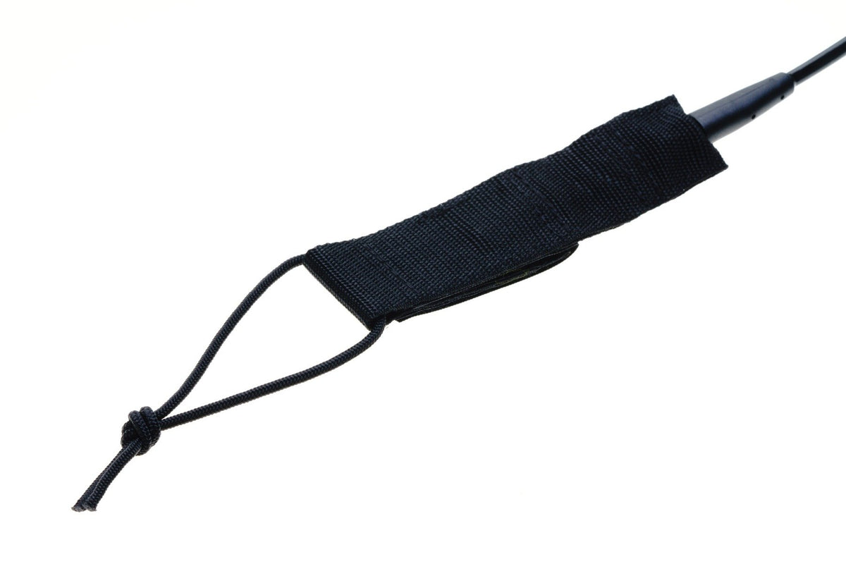 tie on leash 