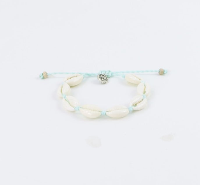 Pineapple Island Cowrie Shell Bracelet - Light Blue